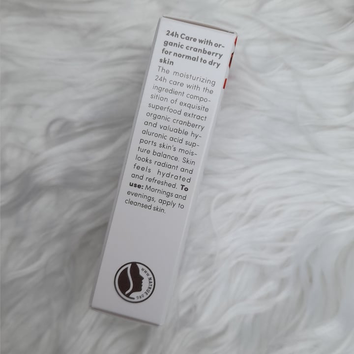 photo of Bio:Végane SKINFOOD Skin Food Bio Cranberry shared by @angela78 on  05 Feb 2021 - review