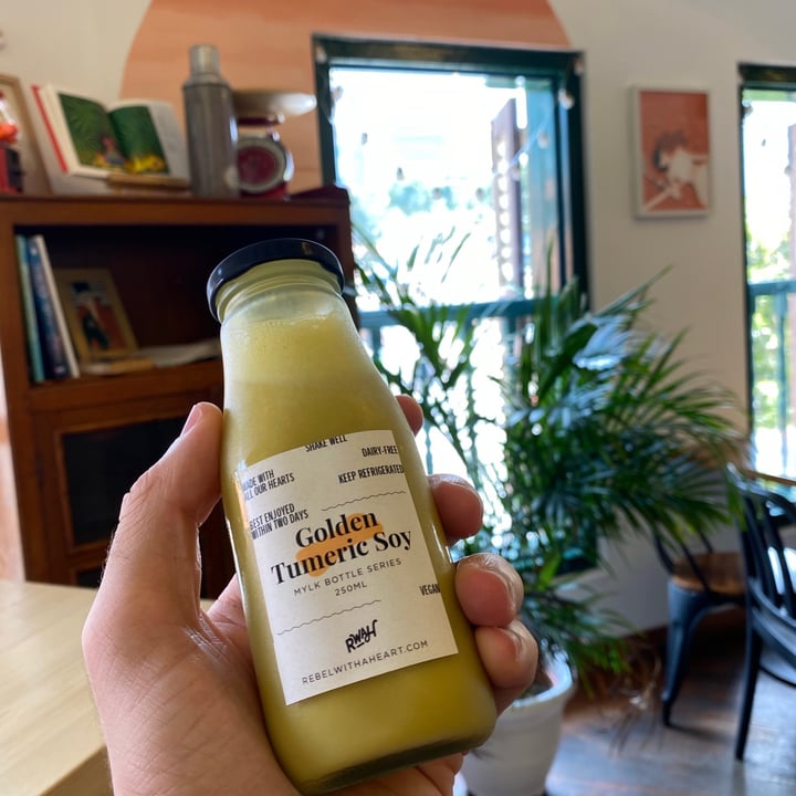 photo of Rebel With A Heart Golden turmeric soy shared by @aarontorres on  08 Dec 2020 - review
