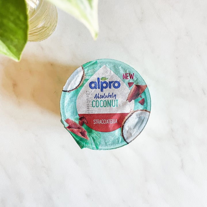 photo of Alpro Absolutely Coconut Stracciatella shared by @misosoup on  15 Jun 2022 - review