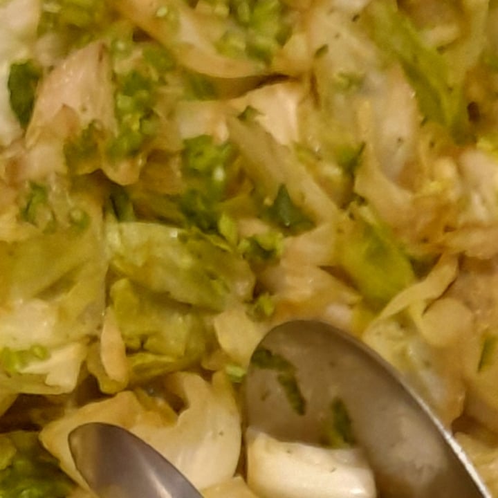 review photo of Nampin Restaurante Vegetariano e Vegano Repolho refogado com shoyu shared by @lucimeire on 10 May 2022 - review