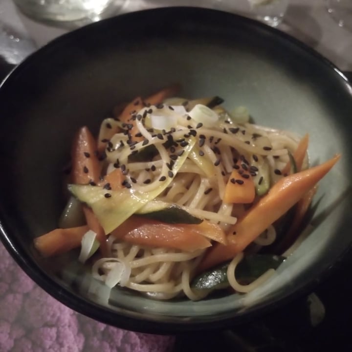 photo of Sesamo Nero Noodles Alla Orientale Con Verdure shared by @stefaniacb on  19 Oct 2021 - review