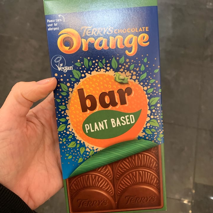 review photo of terrys chocolate orange Chocolate Orange Plant Based bar shared by @veganosa on 15 Oct 2022 - review