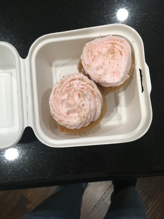 Photo of the dish “Champagne Cupcakes”