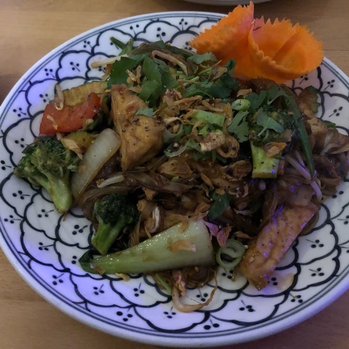 photo of +84 Vietnamese Vegan Kitchen Mien / Pho Xao shared by @felixw on  22 Dec 2022 - review