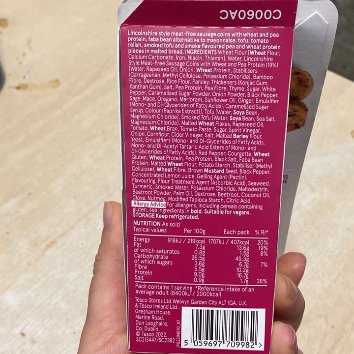 review photo of Tesco Plant Chef All Day Breakfast Sandwich shared by @anaitasharifi on 10 Jul 2022 - review