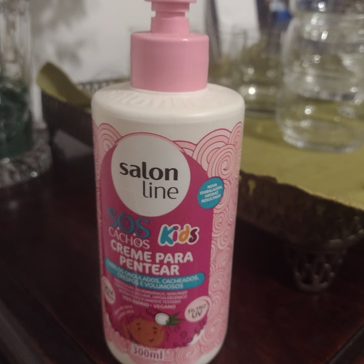 photo of Salon line Creme de pentear os cachos kids shared by @beluska2016 on  17 Apr 2022 - review