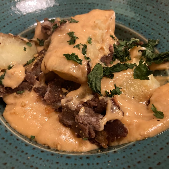 photo of Hierbabuena Papas con cheddar shared by @pltlife56 on  26 Jun 2021 - review