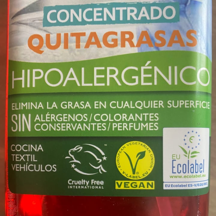 photo of Trébol verde Limpiador Concentrado Quitagrasas shared by @lorenavegana on  07 Jul 2021 - review
