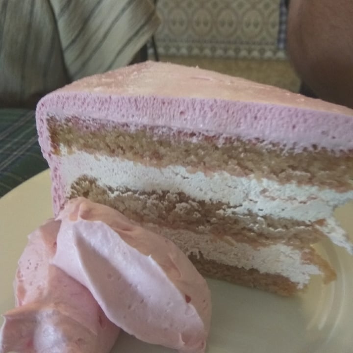 photo of Relish Bar Tarta Pink Panter shared by @ardora on  17 Jun 2022 - review