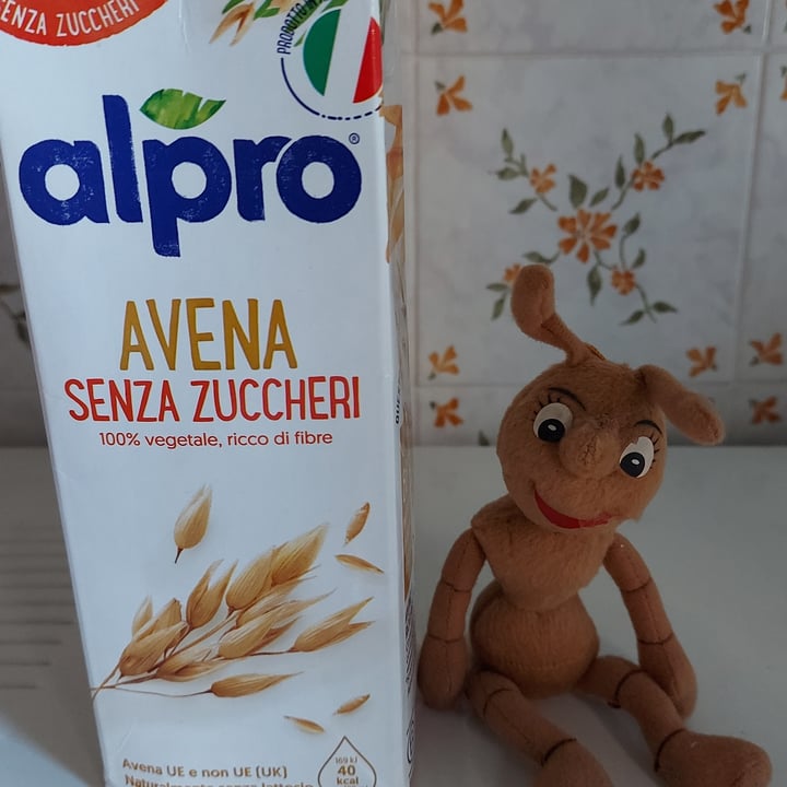 photo of Alpro Bevanda avena senza zuccheri shared by @teresa62 on  20 Aug 2022 - review