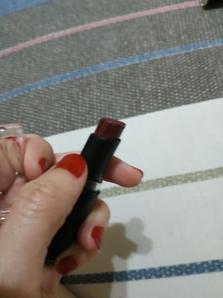 photo of Wet n Wild Beauty Megalast Lip Color shared by @maite0904 on  27 Jan 2020 - review