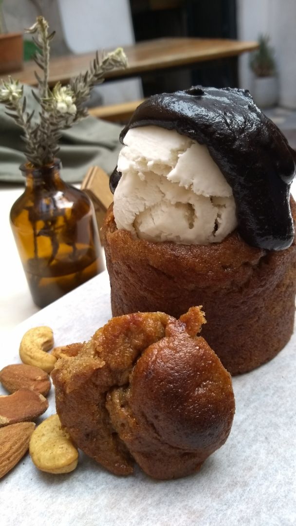 photo of Honest Chocolate Cafe Banana Bread Bunny Chow shared by @felice on  08 Sep 2019 - review