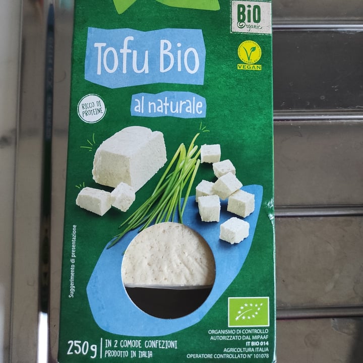photo of Vemondo Tofu shared by @giulias on  29 Mar 2022 - review