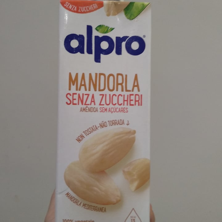 review photo of Alpro Mandorla Senza Zuccheri shared by @martinaloi on 10 Apr 2022 - review