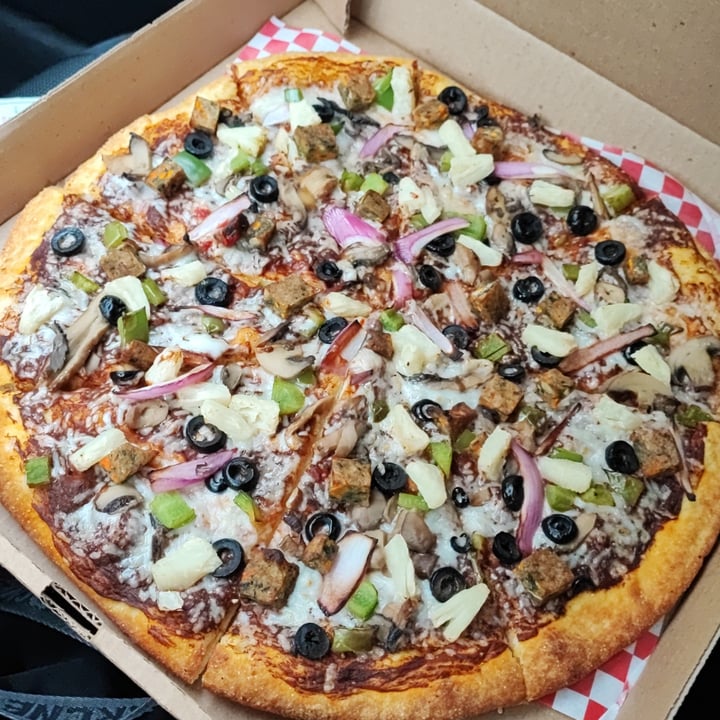 photo of Pizzería 656 pizza Vegana shared by @liriodeluna on  28 Apr 2022 - review