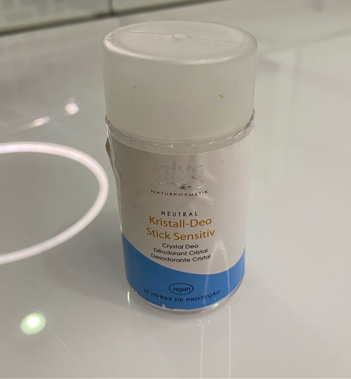 photo of Alva Kristall-Deo Stick Sensitive shared by @dayanek on  28 Apr 2022 - review