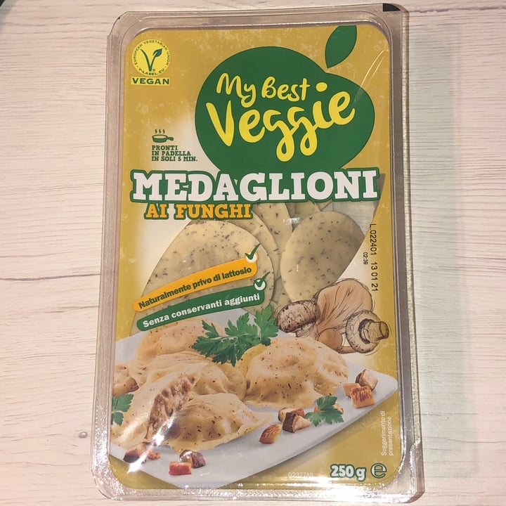review photo of My Best Veggie Medaglioni Ai Funghi shared by @calice on 22 Dec 2020 - review