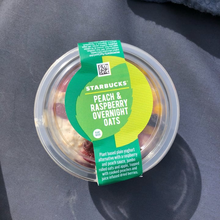 photo of Starbucks Peach & Raspberry Overnight Oats shared by @yourlocalvegan on  16 Apr 2022 - review