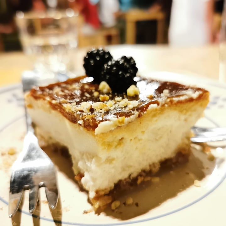 review photo of Agriturismo Biologico Vegano Piccapane, Cutrofiano, Salento Cheesecake alle more shared by @gerryhachi on 01 May 2022 - review