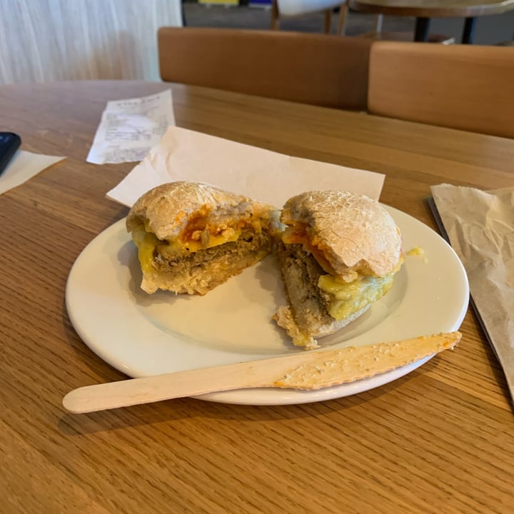 photo of Starbucks Coffee Beyond Meat Breakfast shared by @penny2016 on  20 Oct 2021 - review