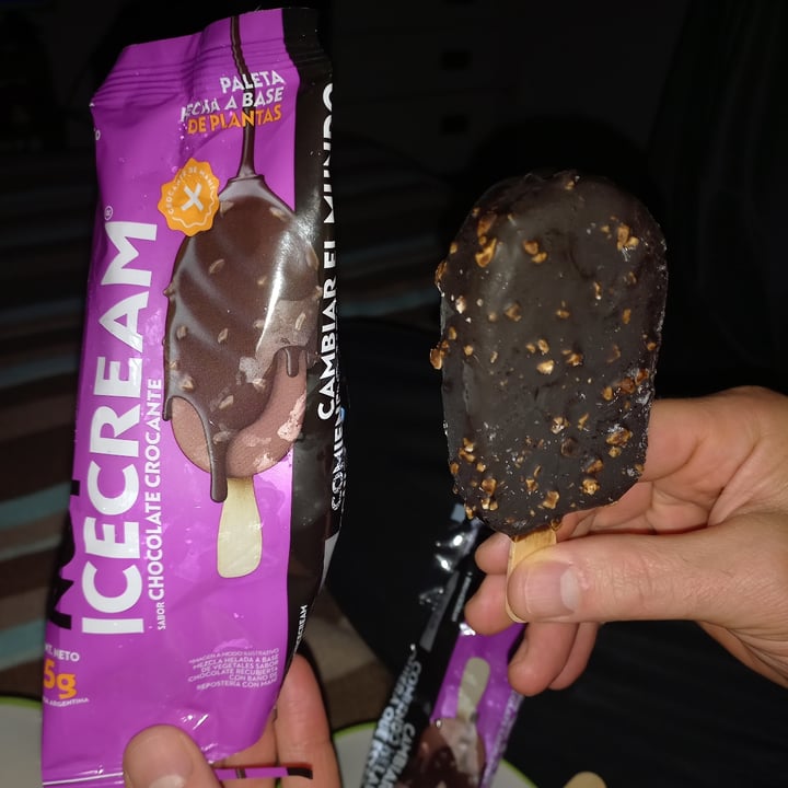 photo of NotCo Paleta Sabor Chocolate crocante shared by @gabyeug5119 on  20 Sep 2022 - review