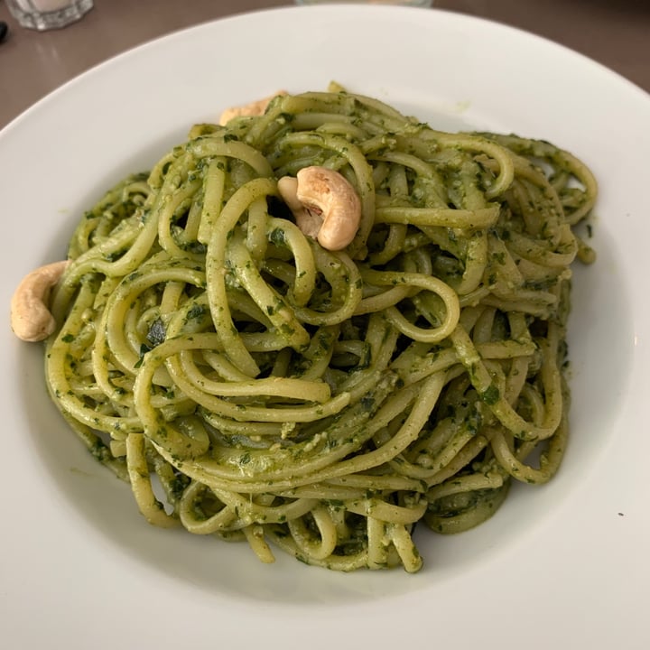 review photo of Laden Linguine pesto shared by @melaren on 25 Aug 2022 - review