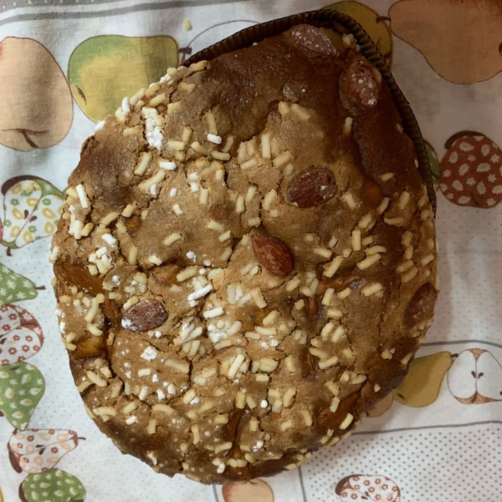 photo of MilanoVeg Colomba shared by @veganzuzi on  02 Jun 2022 - review