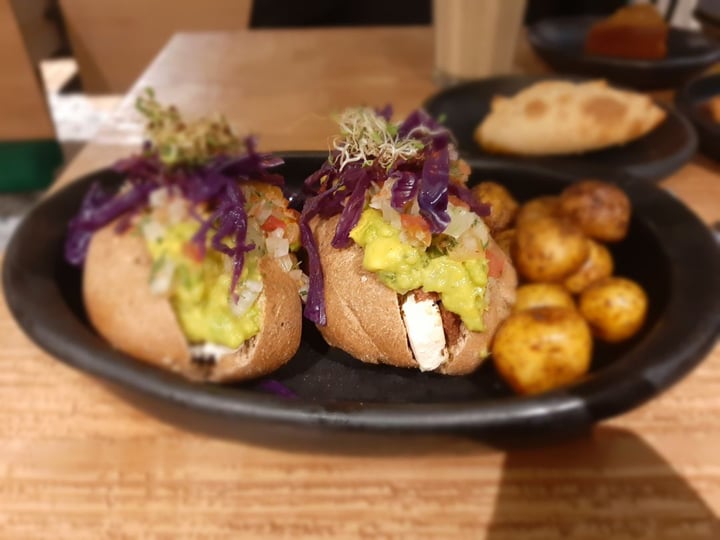 review photo of Lenteja Express Perrito de Quinoa shared by @leitolady on 02 Nov 2019 - review