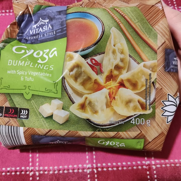 photo of VitAsia Gyozas with Spicy Vegetables & Tofu shared by @stelladelmattino on  18 Dec 2021 - review