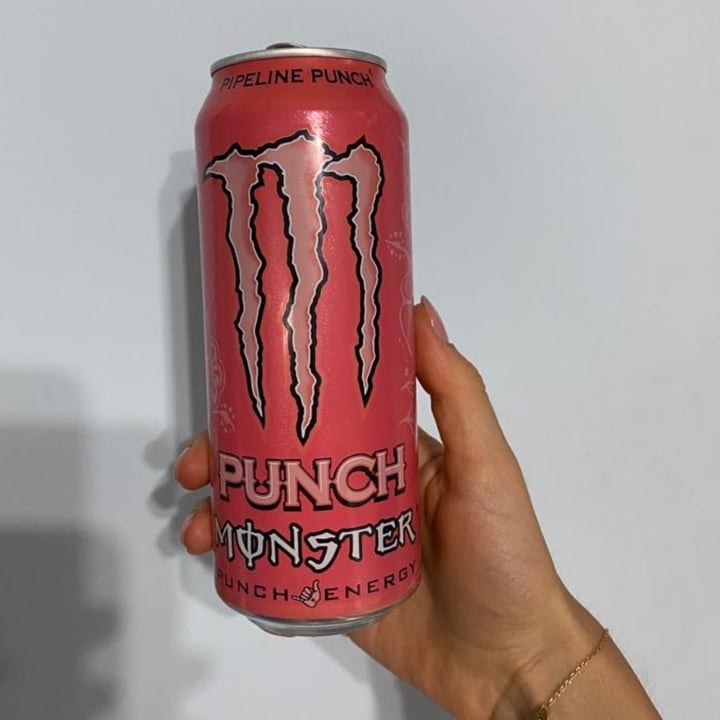 photo of Monster Energy Pipeline Punch shared by @angelarusso on  04 Aug 2022 - review