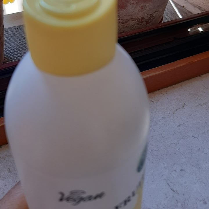review photo of Cien Hair fruits Balsamo alla banana shared by @simona1969 on 07 Nov 2022 - review
