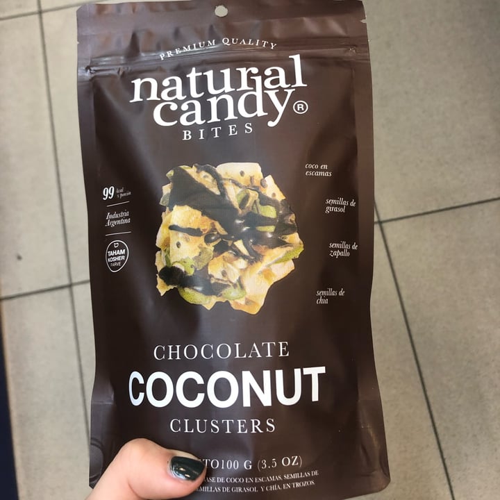 photo of Natural Candy Chocolate coconut clusters shared by @catabuffarini on  03 Aug 2022 - review