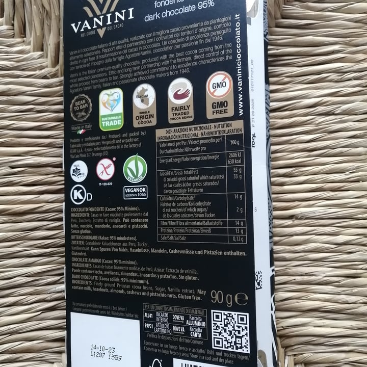 review photo of Vanini Cioccolato fondente 95% shared by @lucelice on 01 Dec 2022 - review