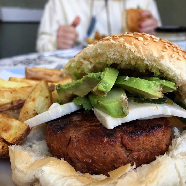 photo of Herbivore Pea Protein Burger Patties shared by @capetownvegan on  01 May 2021 - review