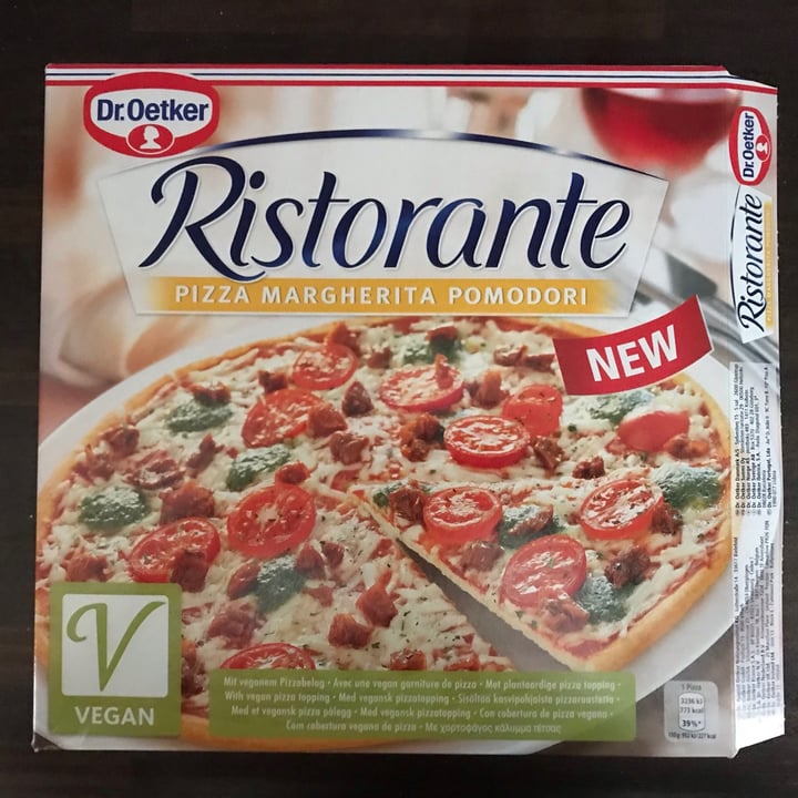 photo of Dr. Oetker Ristorante Pizza Margherita Pomodori shared by @celesteheesbeen on  25 Jul 2021 - review