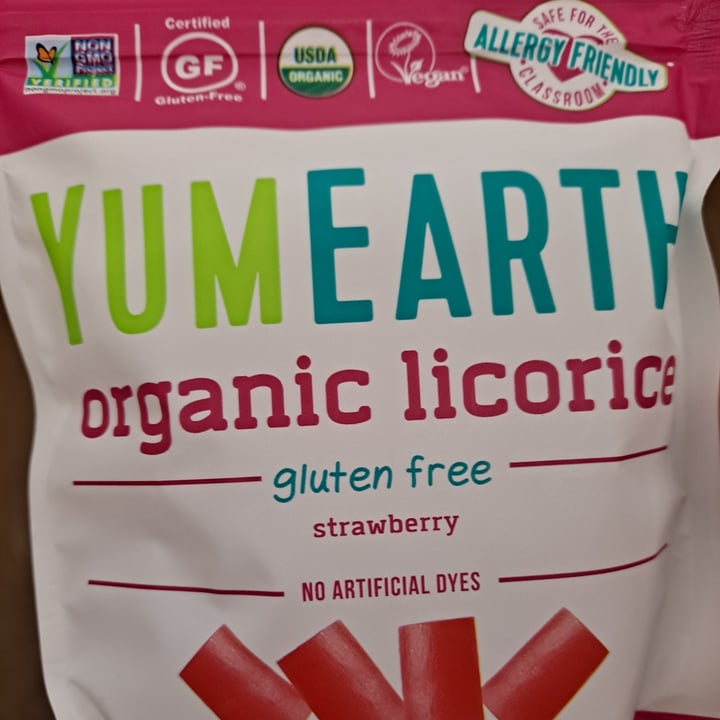 photo of YumEarth Organic Licorice shared by @ppohlman on  01 Jul 2021 - review