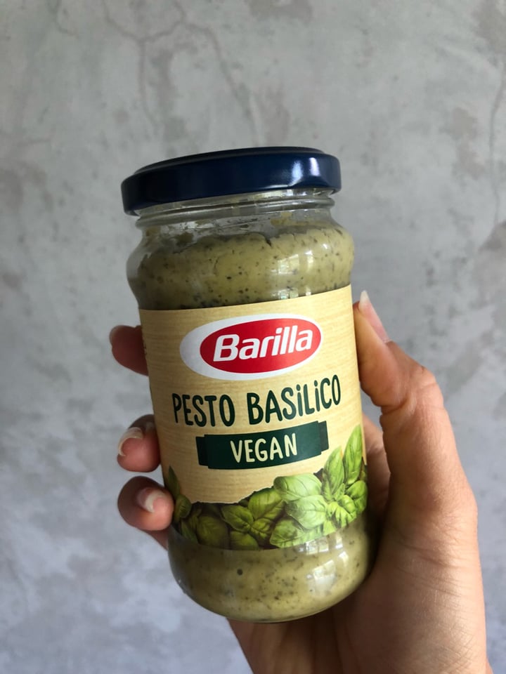 review photo of Barilla Pesto Basilico Vegan shared by @albasador on 29 Jan 2020 - review
