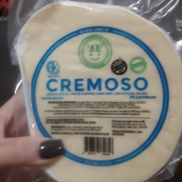 photo of Felices Las Vacas Queso Cremoso shared by @silvanagilarski on  14 Jan 2021 - review