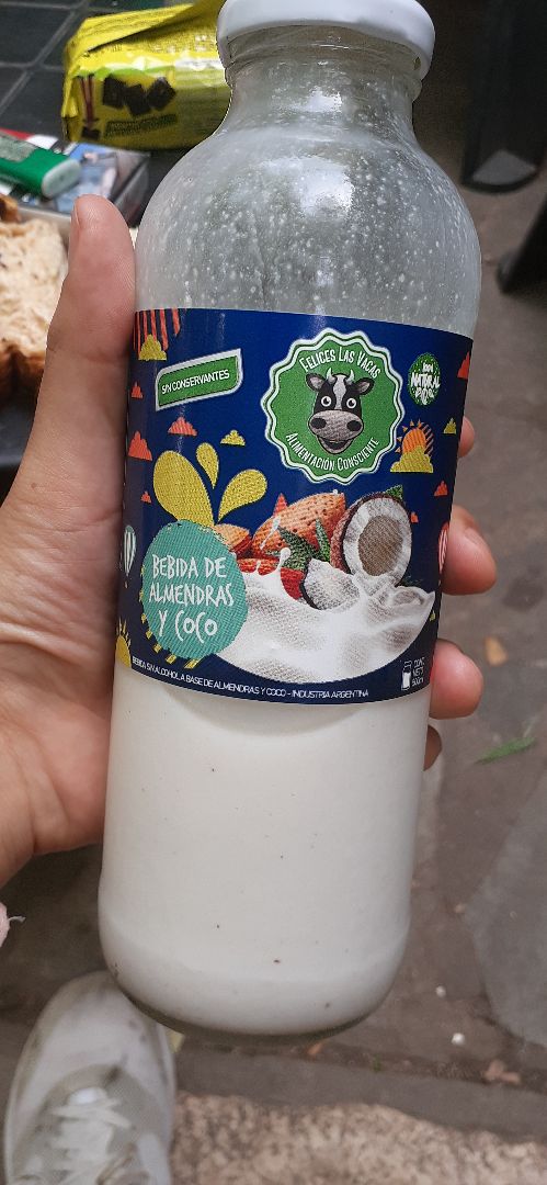 photo of Felices Las Vacas Bebida de almendras y coco shared by @tales on  18 Nov 2019 - review