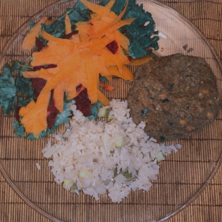 review photo of Casa de Frida Carne de hamburguesa hecha de lentejas shared by @fridamoca on 07 Jan 2021 - review