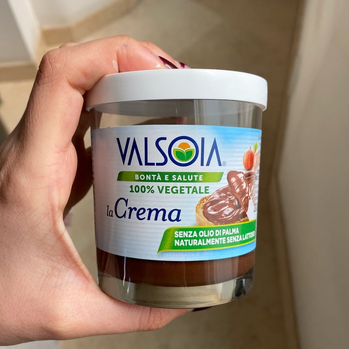 photo of Valsoia Crema alla nocciola shared by @robertaintrona on  29 Mar 2022 - review