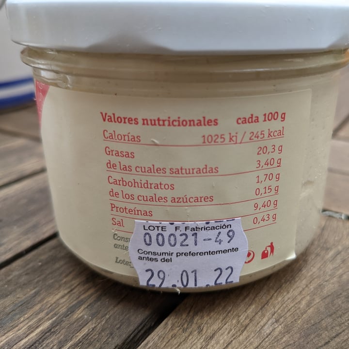 review photo of Mommus Foods Queso Crema Sabor Natural shared by @fperezgamonal on 10 Dec 2021 - review