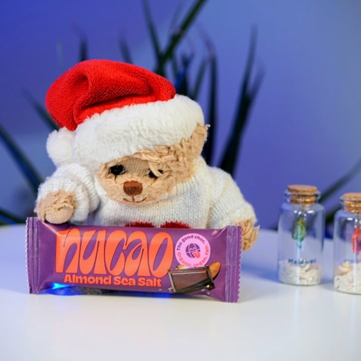 photo of Nucao Almond Sea Salt Bar shared by @bubi-the-bear on  14 Dec 2022 - review