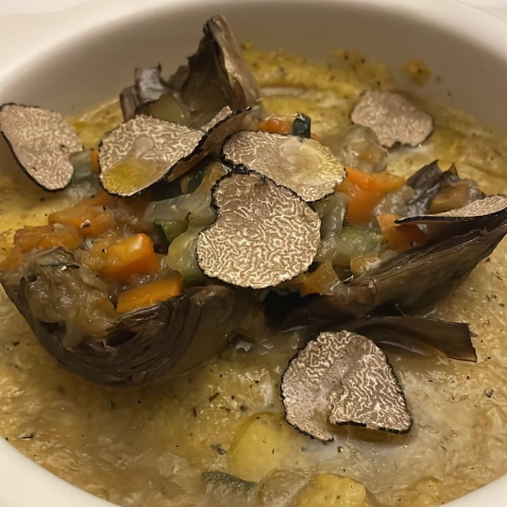 photo of La Colubrina Spicchi di carciofi con tartufo e polenta taragna shared by @stregasalamander on  16 Nov 2021 - review