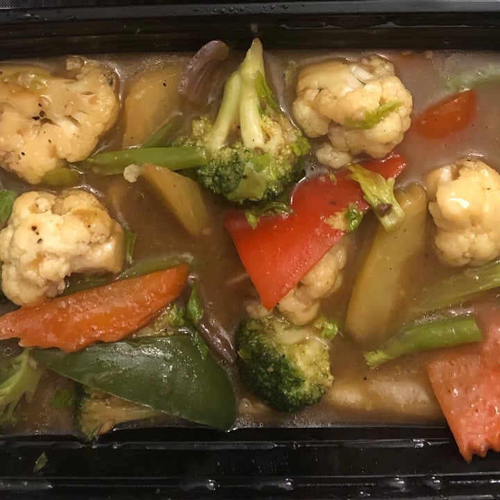 review photo of CASA manila Vegan Tofu Sisig With Fried Garlic Rice And Vegetable Chop Suey shared by @jasveganlife on 09 Feb 2021 - review