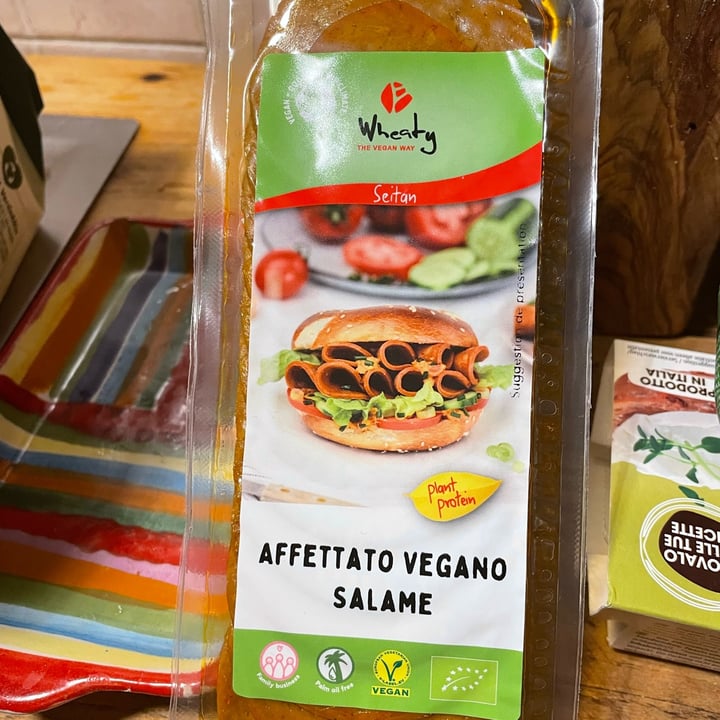 photo of Wheaty Affettato Vegano Salame  shared by @lacompagniadialex on  12 Nov 2022 - review