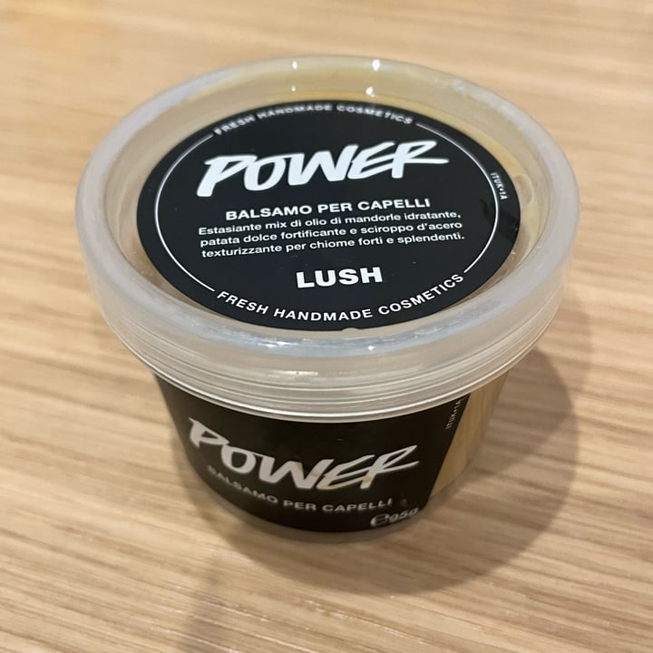 photo of LUSH Fresh Handmade Cosmetics Power Balsamo per capelli shared by @nadiste on  17 May 2022 - review