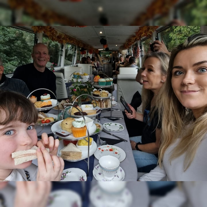 review photo of Georgies Canal Cruises Afternoon Tea shared by @frankiex on 29 Oct 2022 - review