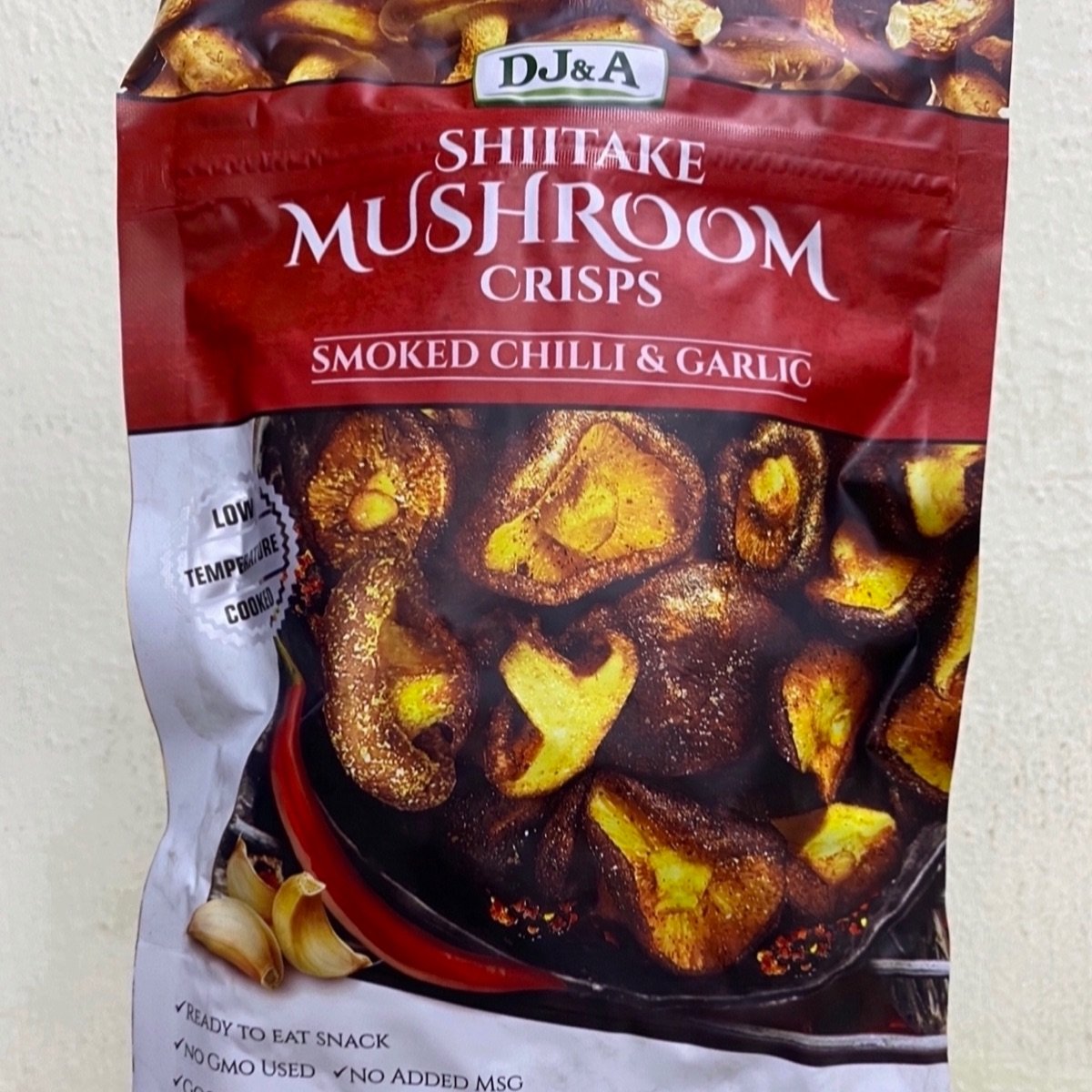 DJ&A Shitake Mushroom Crisps (Smoked Chilli & Garlic) Reviews abillion