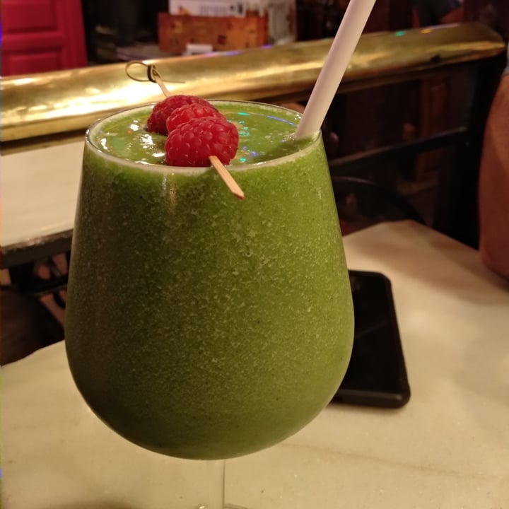 photo of Cafetería "La pasión está en el aire" Green Smoothie shared by @pickyrabbit on  24 Jul 2021 - review
